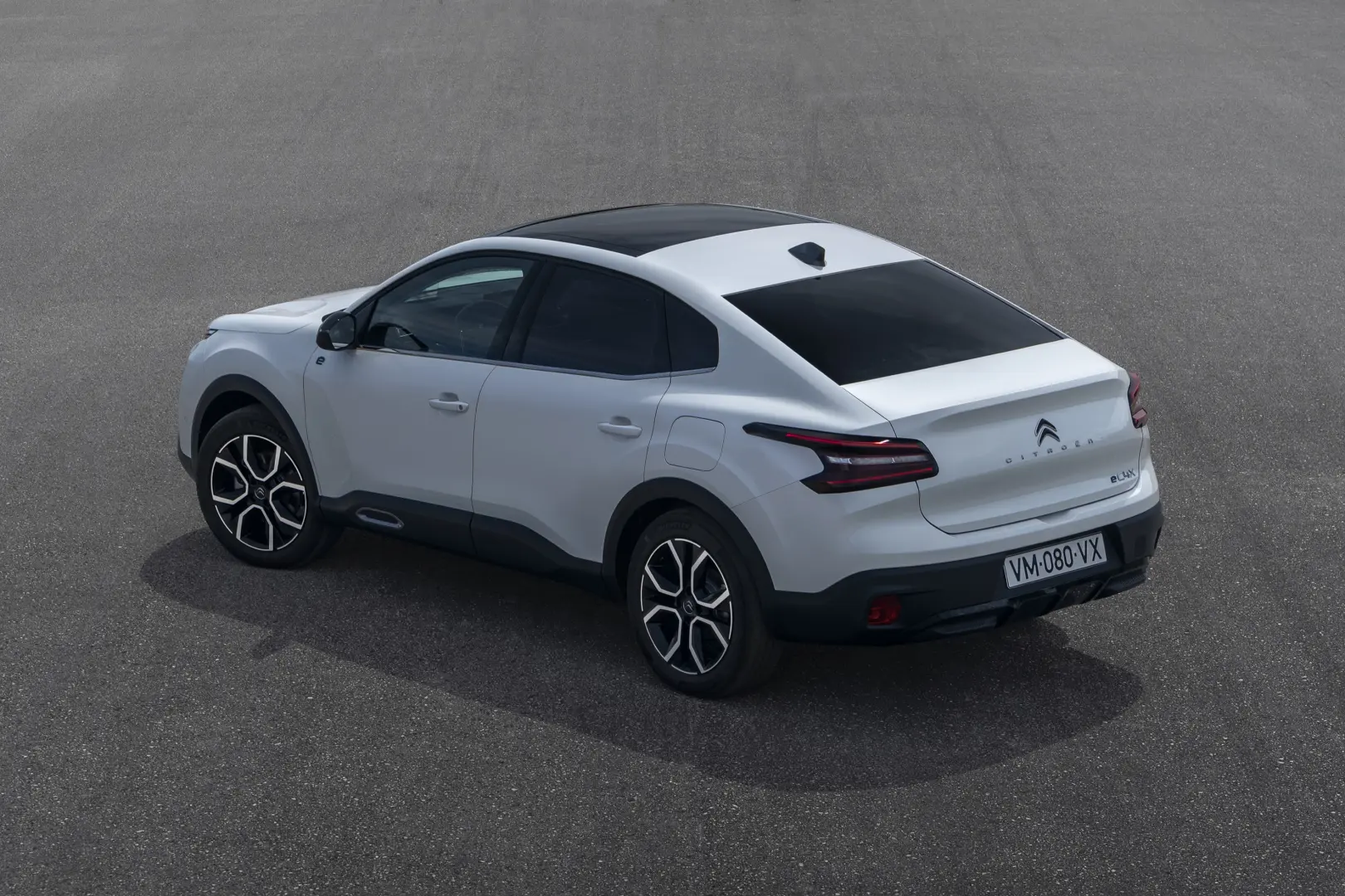 Citroen C4 X C4 X 1.5 BlueHDI Feel Bold EAT8 3