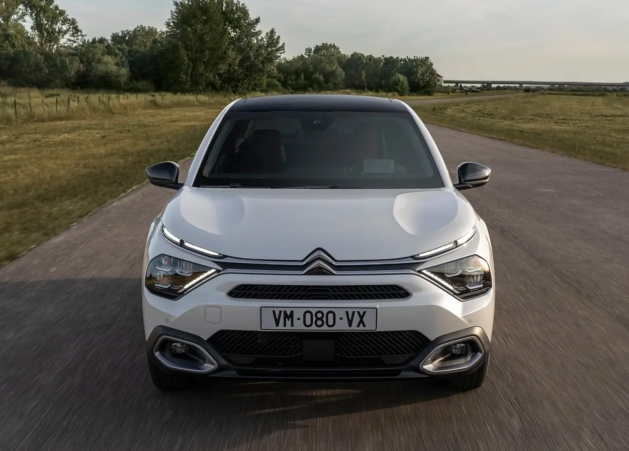 Citroen C4 X C4 X 1.5 BlueHDI Shine Bold EAT8 7
