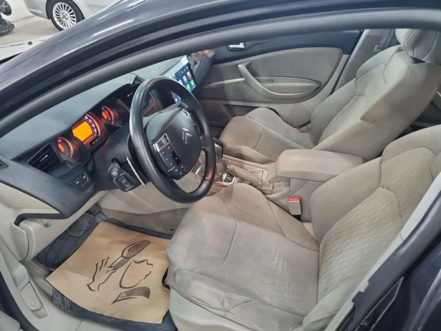 Citroen C5 C5 1.6 e-HDI Executive MCP 6