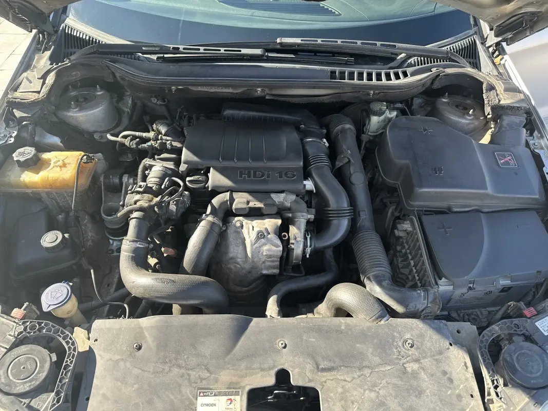 Citroen C5 C5 1.6 HDI 16V SXPK 4
