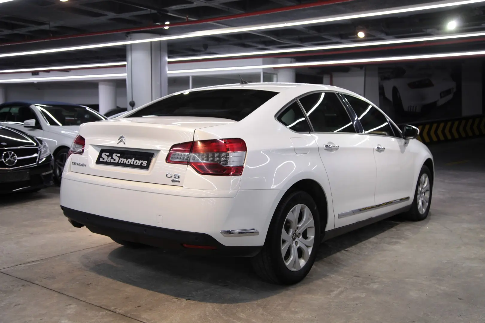 Citroen C5 C5 1.6 HDI Dynamique 4