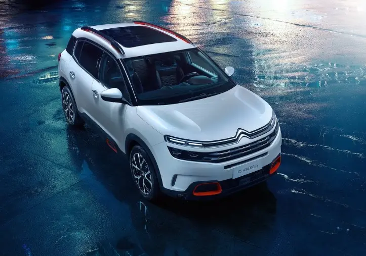 Citroen C5 C5 Aircross 1.6 PureTech Feel Adventure 0