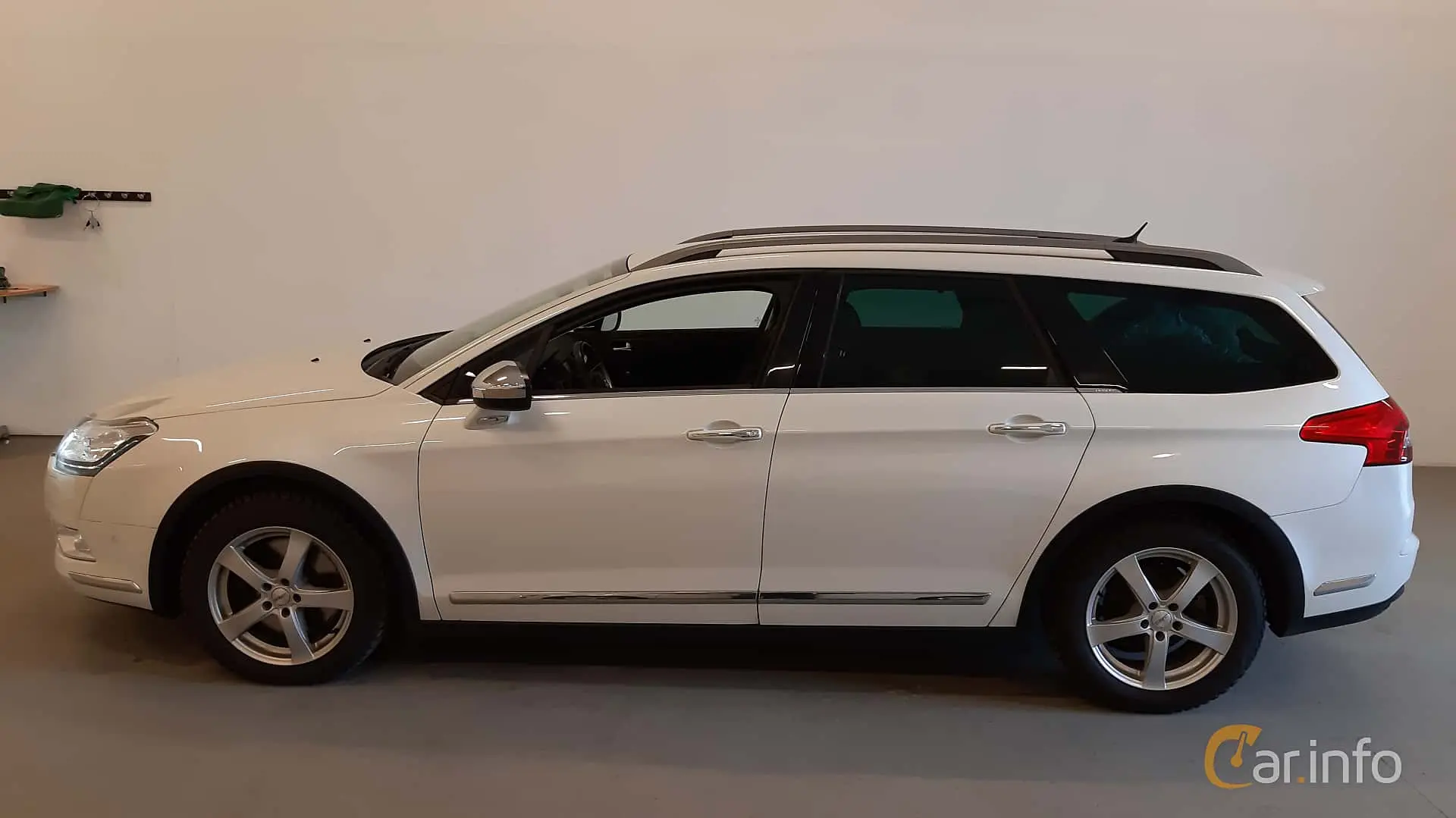 Citroen C5 C5 Tourer 2.2 HDI SX 3