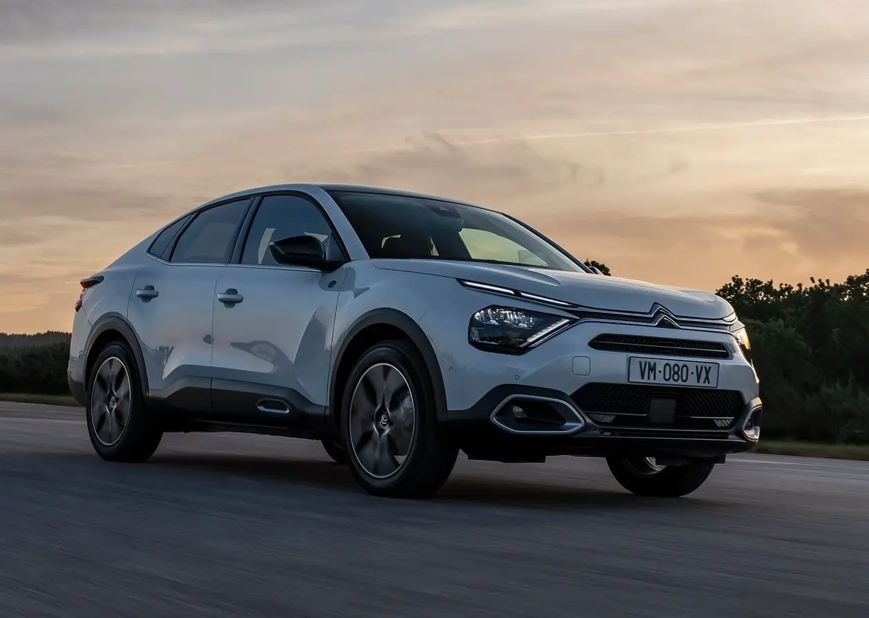 Citroen e-C4 e-C4 Shine Bold 6