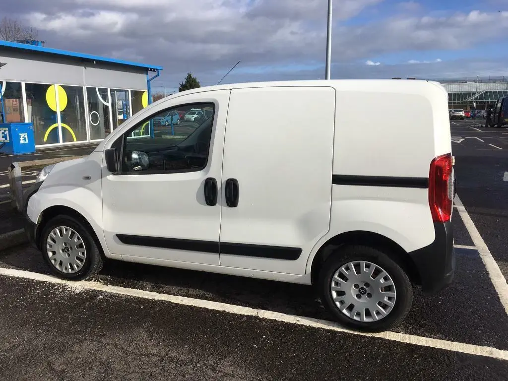 Citroen Nemo Nemo 1.3 HDI X 4
