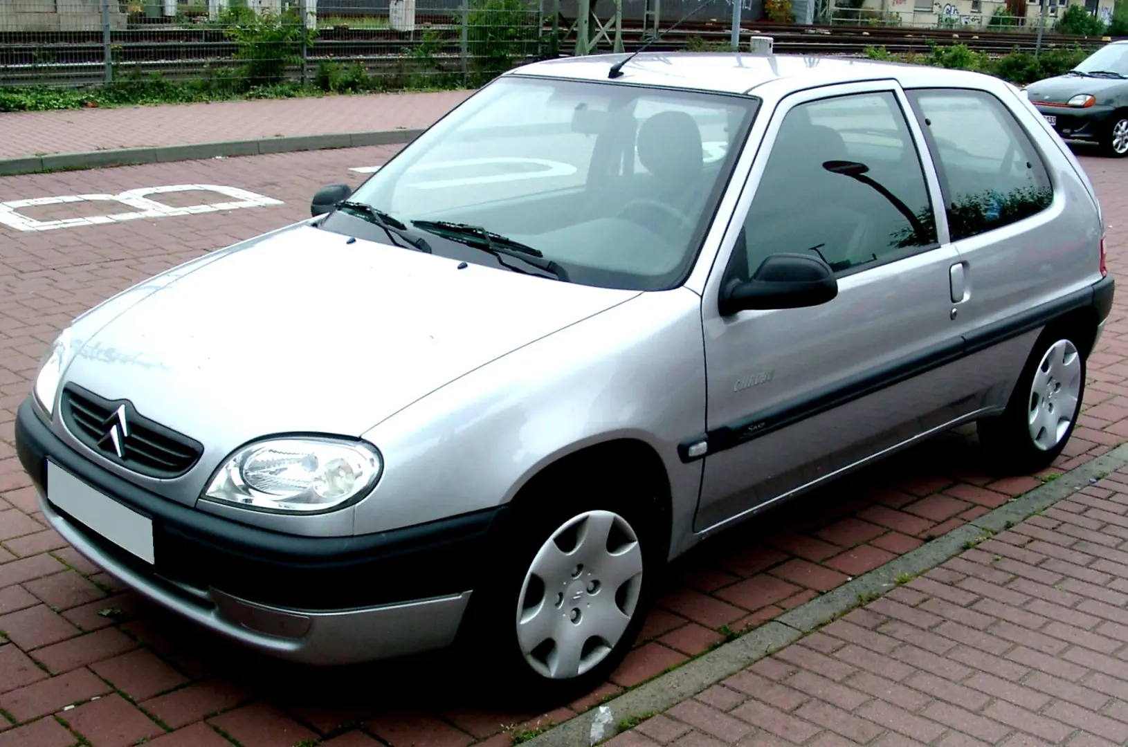 Citroen Saxo Saxo 1.4i VTS 4