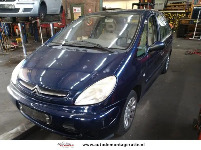 Citroen Xsara Xsara Picasso 1.8 Exclusive 1