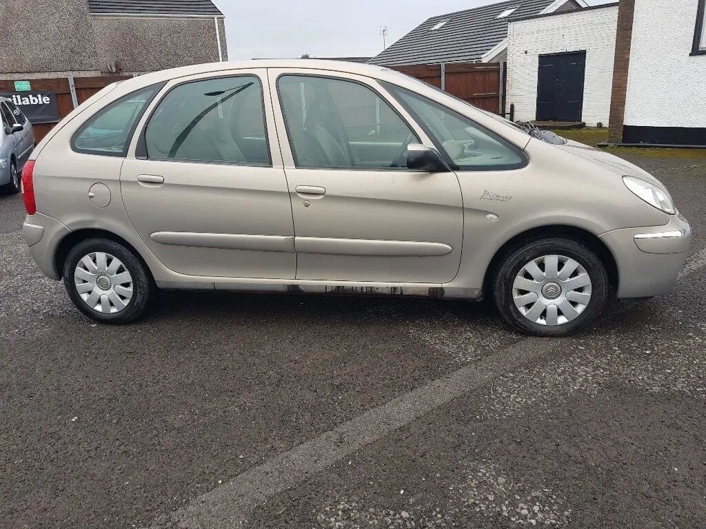Citroen Xsara Xsara Picasso 2.0i Exclusive 6