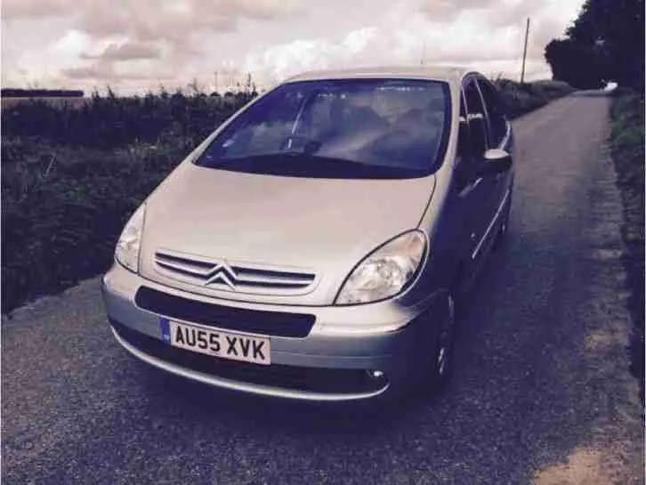 Citroen Xsara Xsara Picasso 2.0i Exclusive 6