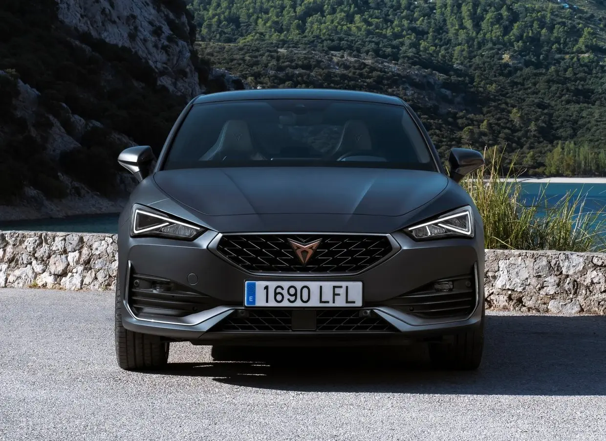 Cupra Leon Leon 1.5 eTSI Mhev DSG 4