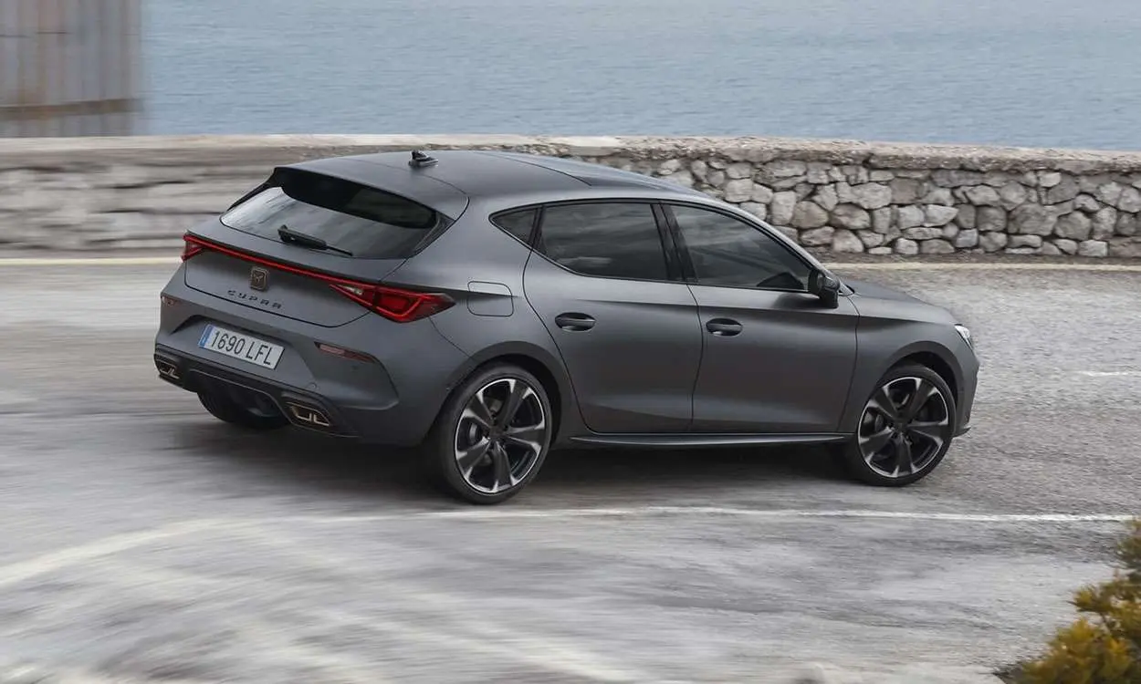 Cupra Leon Leon 1.5 eTSI Mhev DSG 3