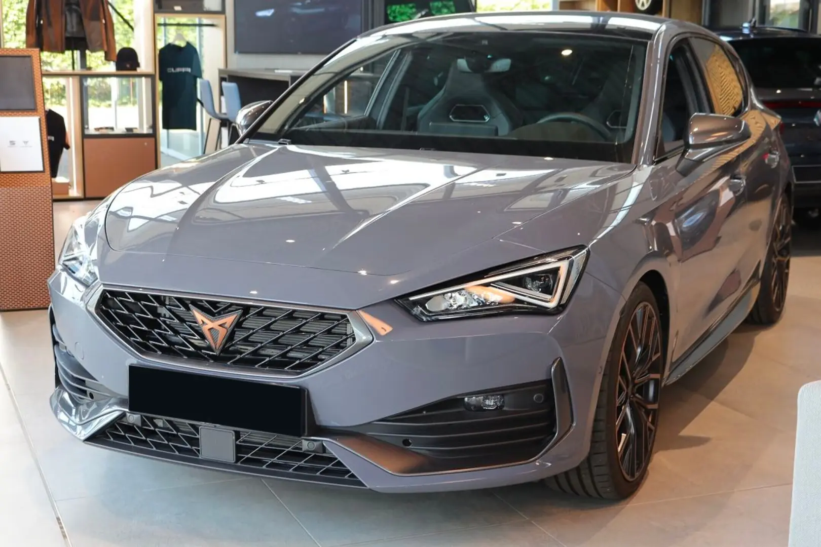 Cupra Leon Leon 2.0 TSI VZ DSG 3