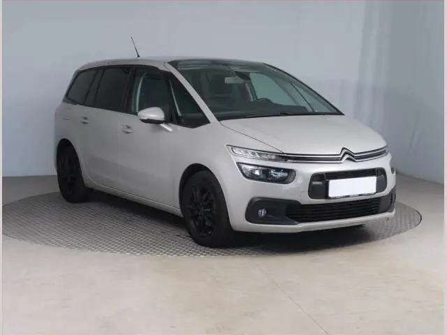 Dacia Lodgy Lodgy 1.5 BlueDCI (7 Koltuk) Stepway 4