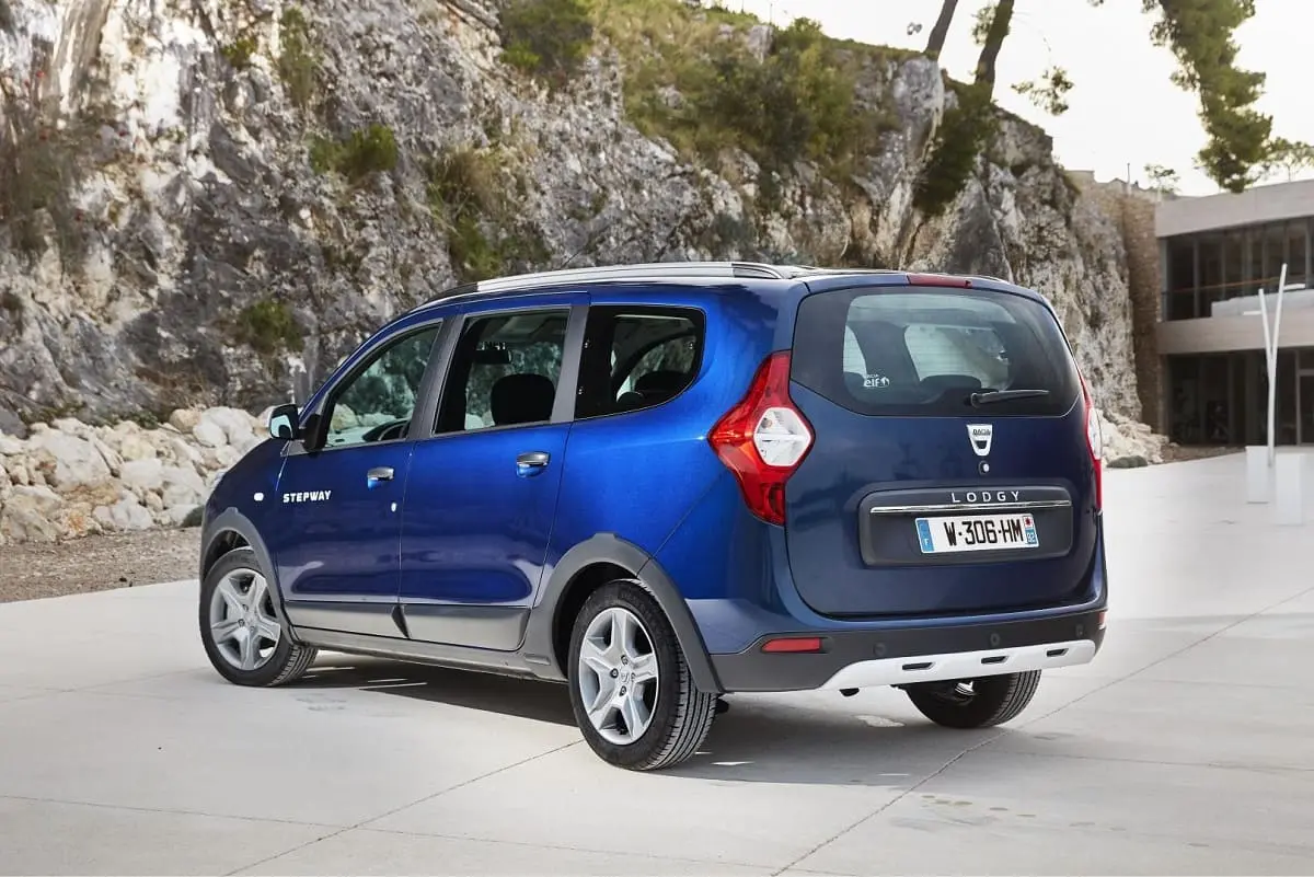 Dacia Lodgy Lodgy 1.5 BlueDCI Stepway 7 Koltuklu 1