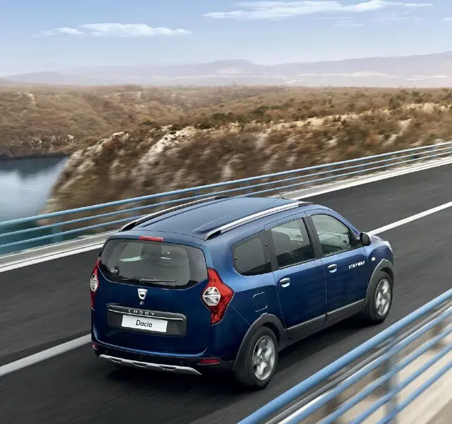 Dacia Lodgy Lodgy 1.6 ECO-G (5 Koltuk) Ambiance 3