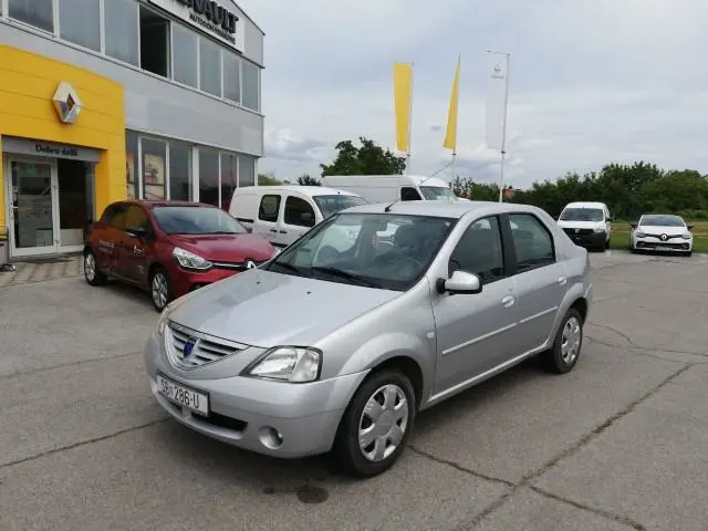 Dacia Logan Logan 1.6 16V Prestige 4