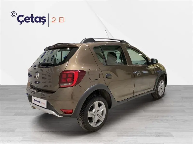 Dacia Sandero Sandero 1.5 BlueDCI Stepway 6