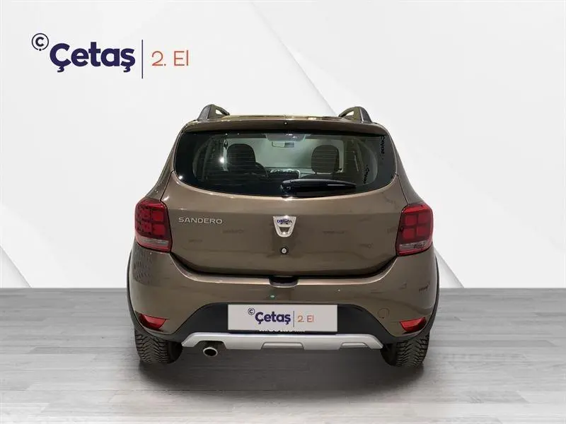 Dacia Sandero Sandero 1.5 BlueDCI Stepway 6