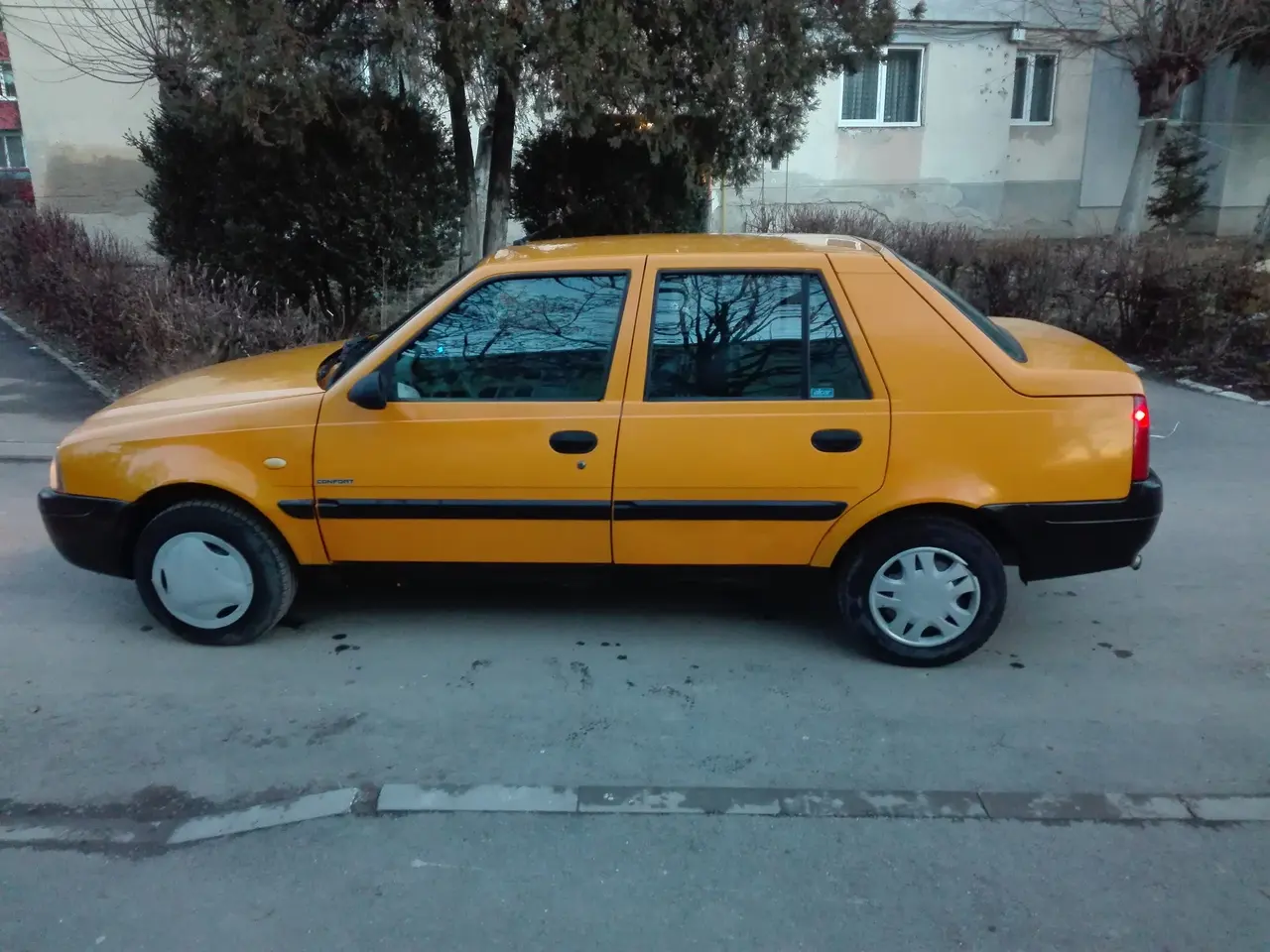 Dacia Solenza Solenza 1.4 Comfort 6