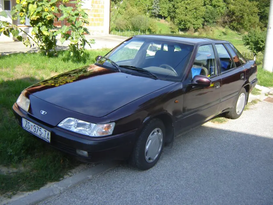 Daewoo Espero Espero 1.5i 16V GLX 2