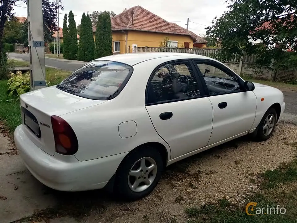 Daewoo Lanos Lanos 1.6 SX 2