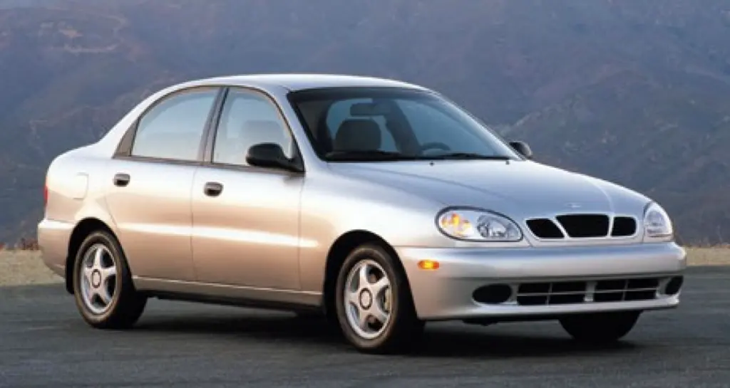 Daewoo Lanos Lanos 1.5 S 2