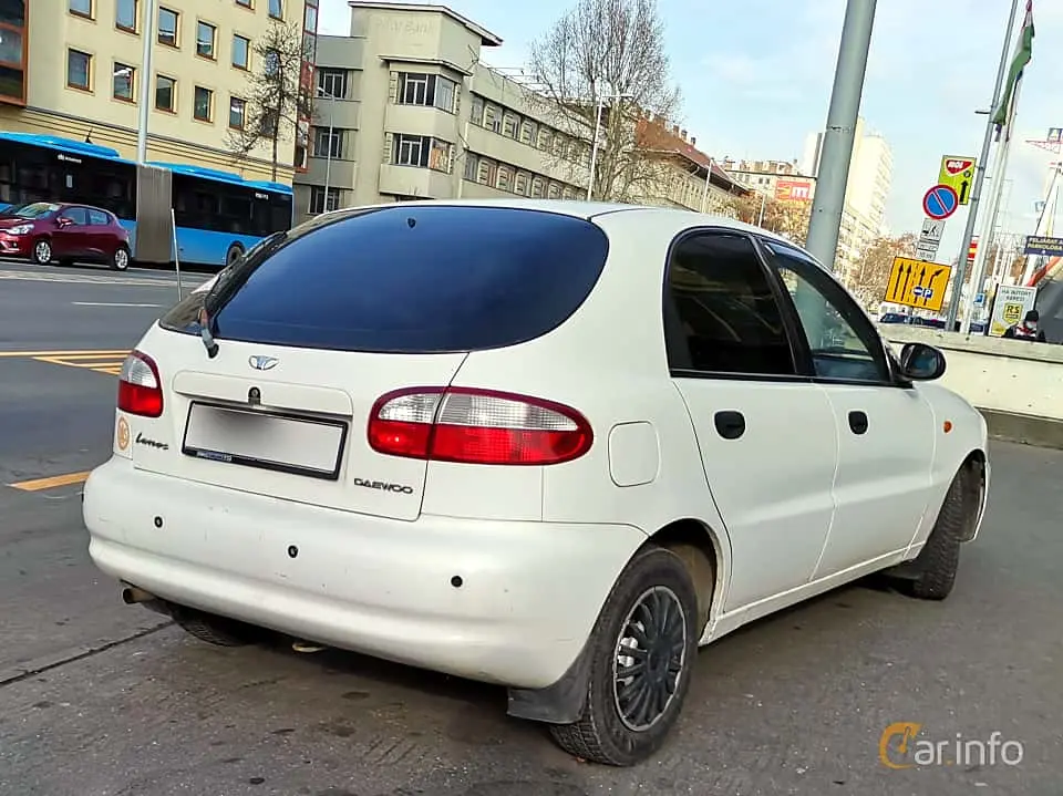Daewoo Lanos Lanos 1.5 SE 4