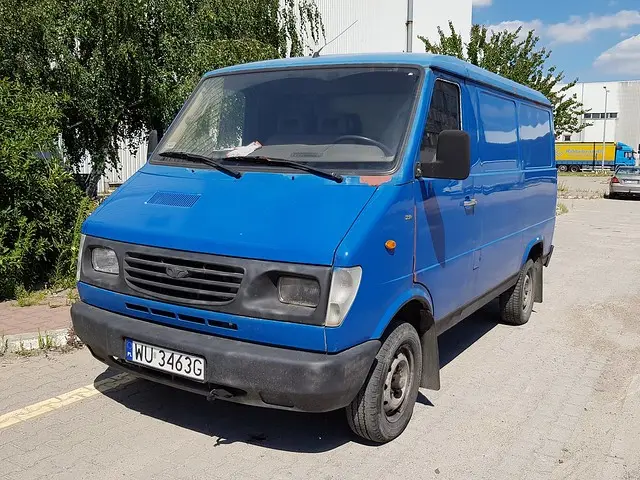 Daewoo Lublin Lublin 2.5 TD Platform 1