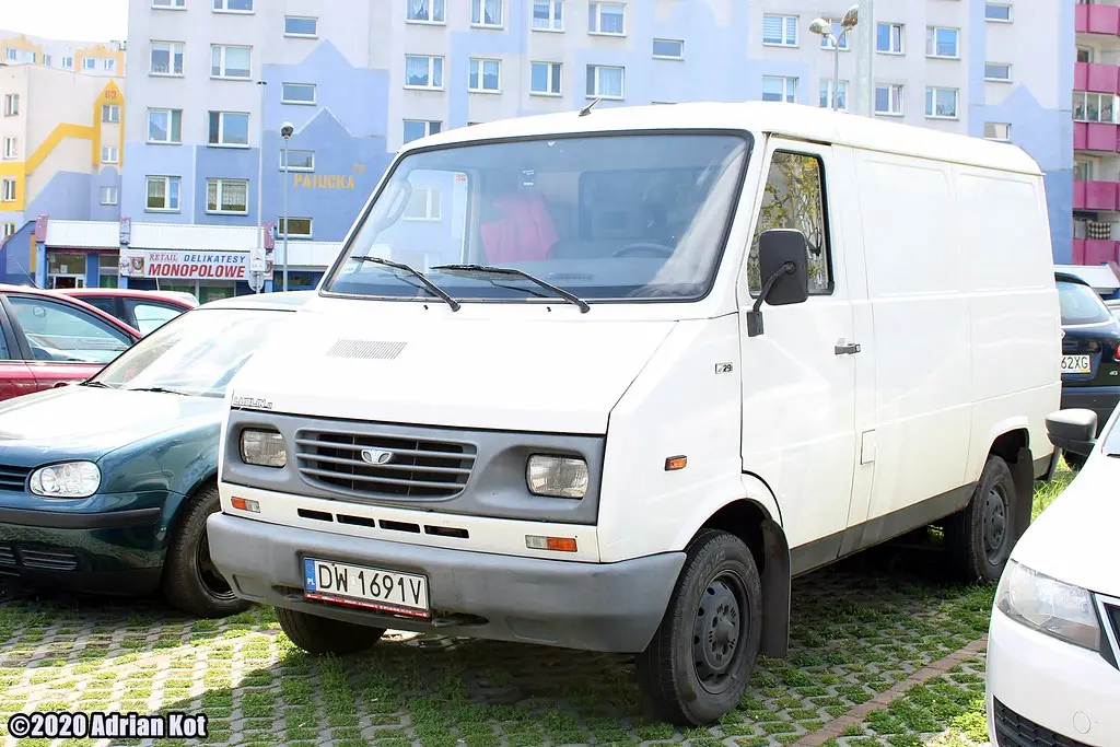 Daewoo Lublin Lublin 2.5 TD Platform 2