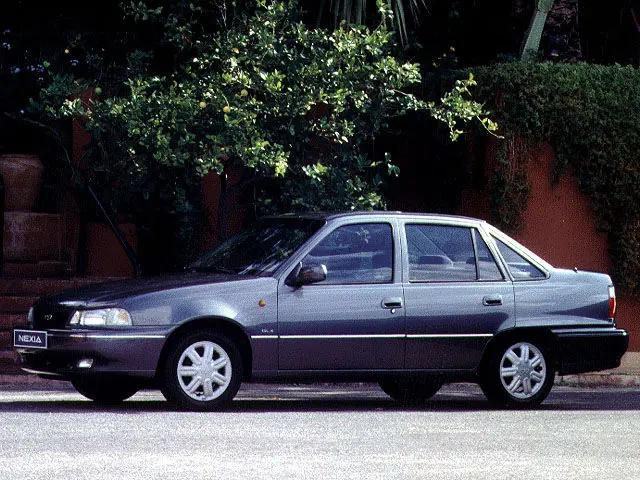 Daewoo Nexia Nexia 1.5i GLX 4