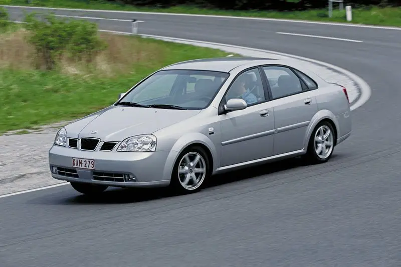 Daewoo Nubira Nubira 1.4 SE 6