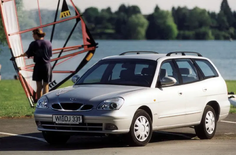 Daewoo Nubira Nubira 2.0 CDX 1
