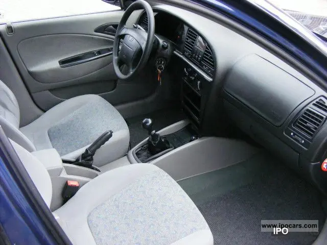 Daewoo Nubira Nubira 1.6 SE 7