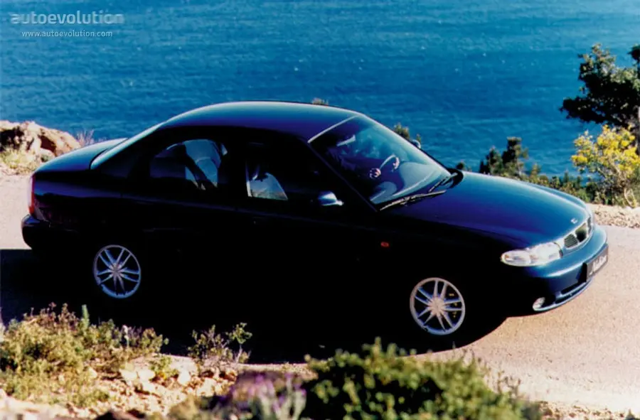 Daewoo Nubira Nubira 1.6 SX 3