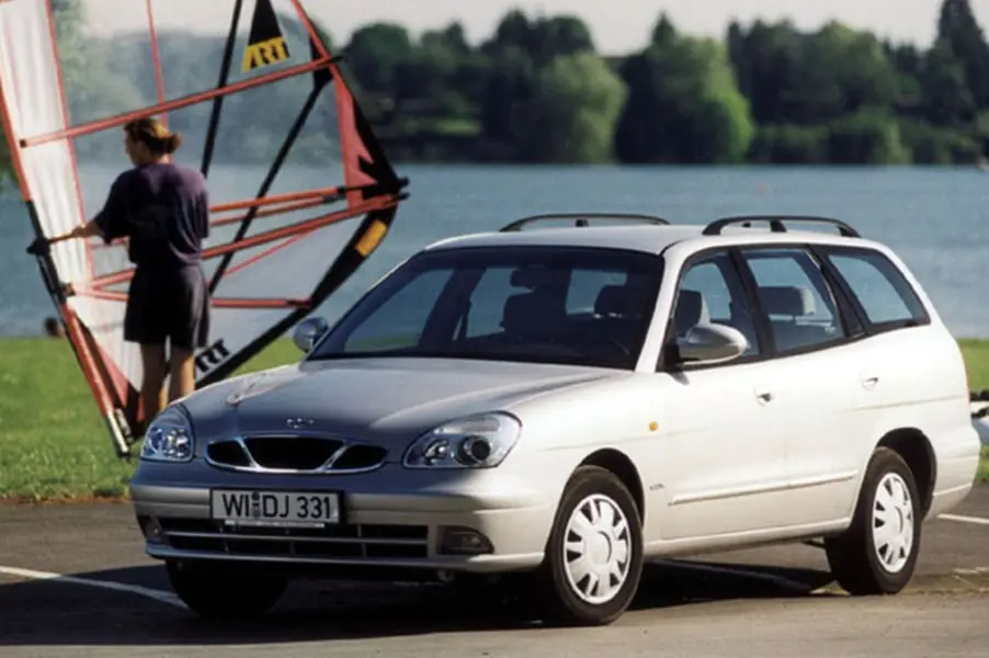 Daewoo Nubira Nubira 1.6 SX 2