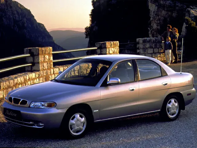 Daewoo Nubira Nubira 2.0 CDX 5