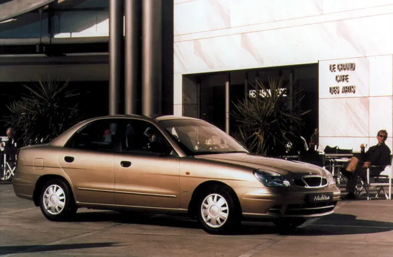 Daewoo Nubira Nubira 2.0 CDX 2
