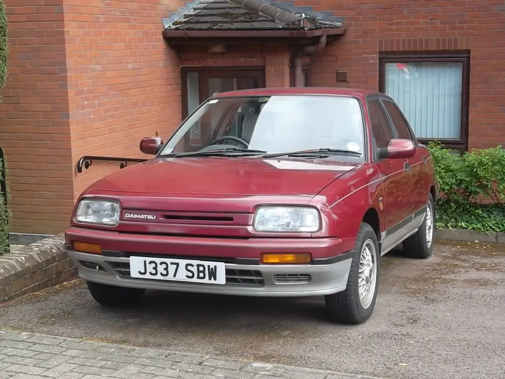 Daihatsu Applause Applause 1.6 Xi 1