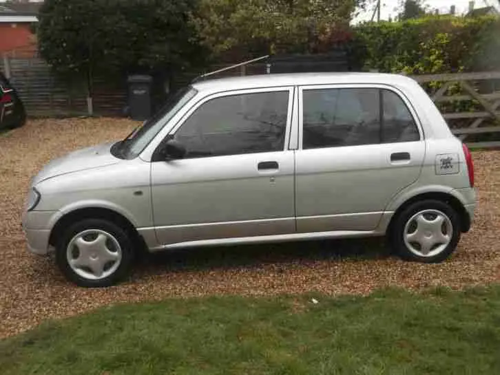Daihatsu Cuore Cuore 1.0 CXL 4