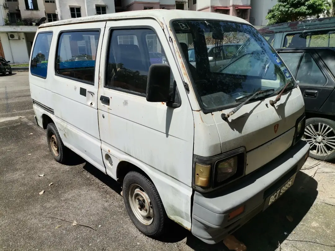 Daihatsu  Hijet 1.0 6