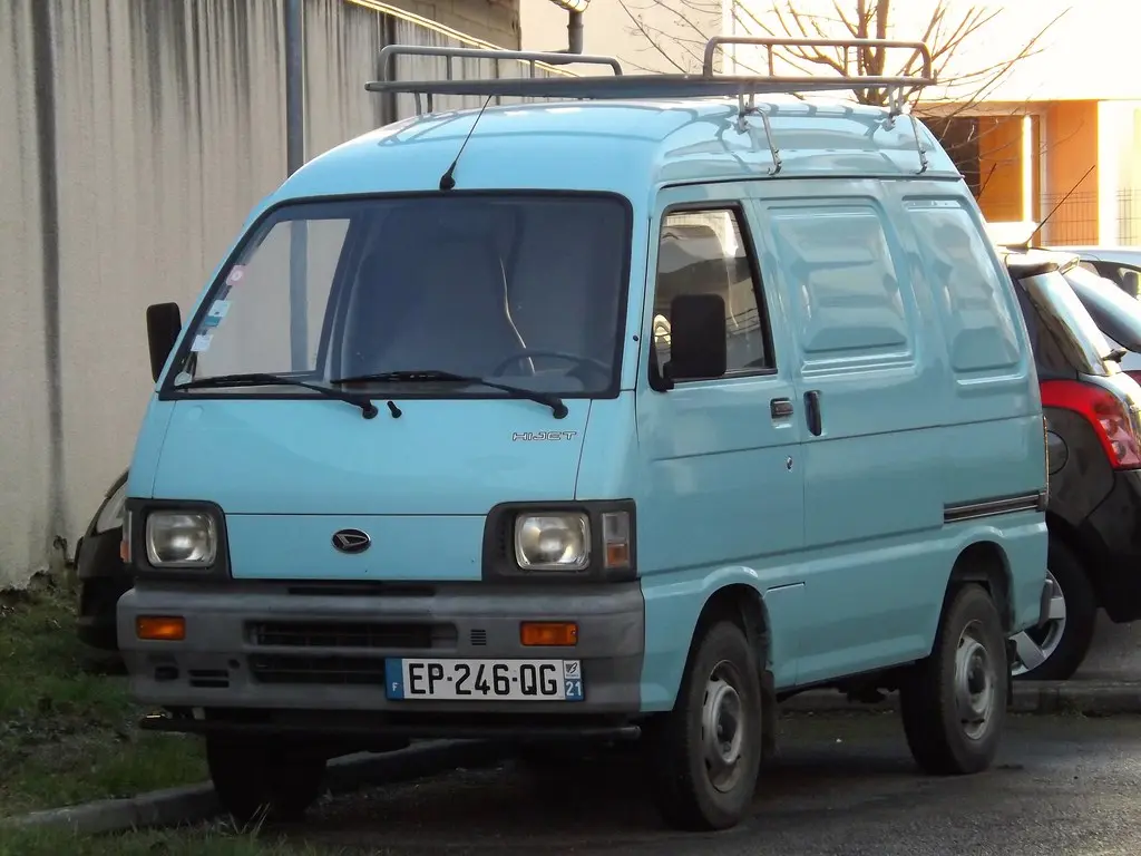 Daihatsu  Hijet 1.0 4