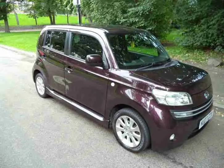 Daihatsu Materia Materia 1.5 Gold 4