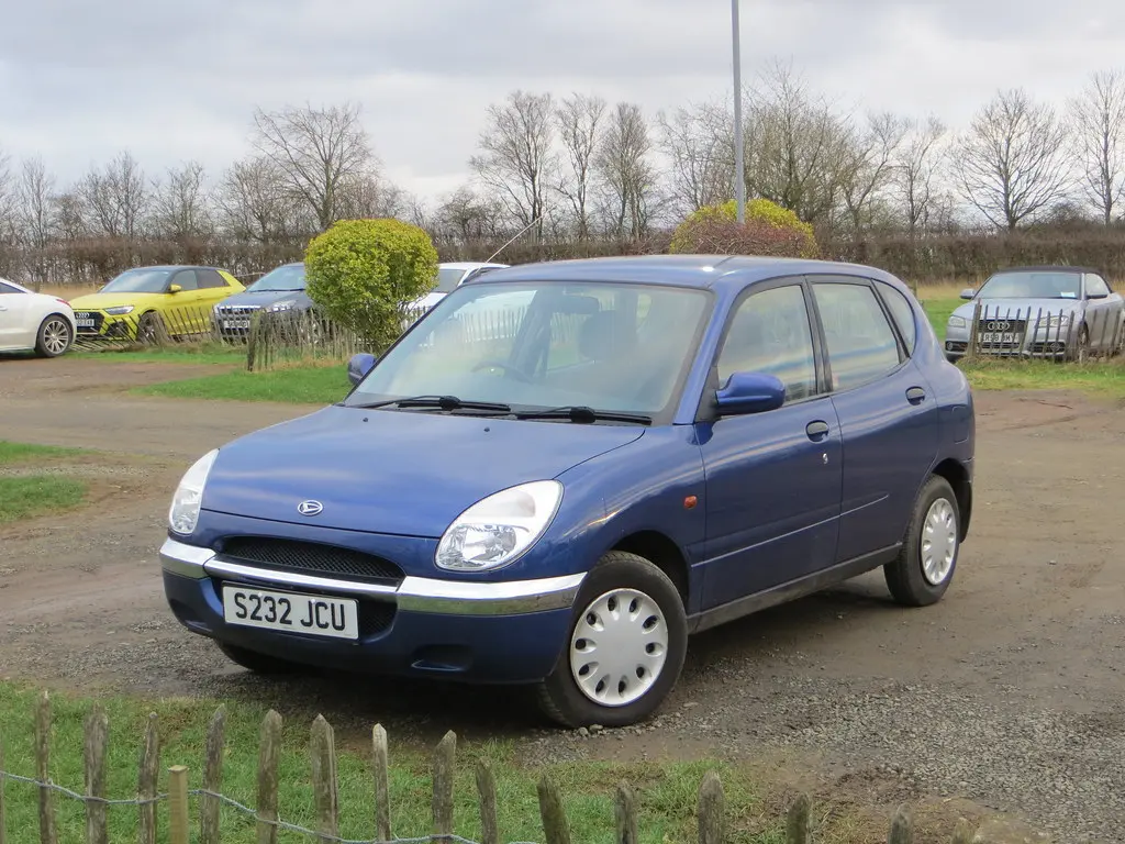 Daihatsu Sirion Sirion 1.0 CX 0