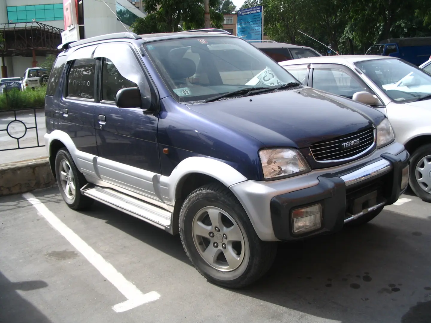 Daihatsu Terios Terios 1.3 6