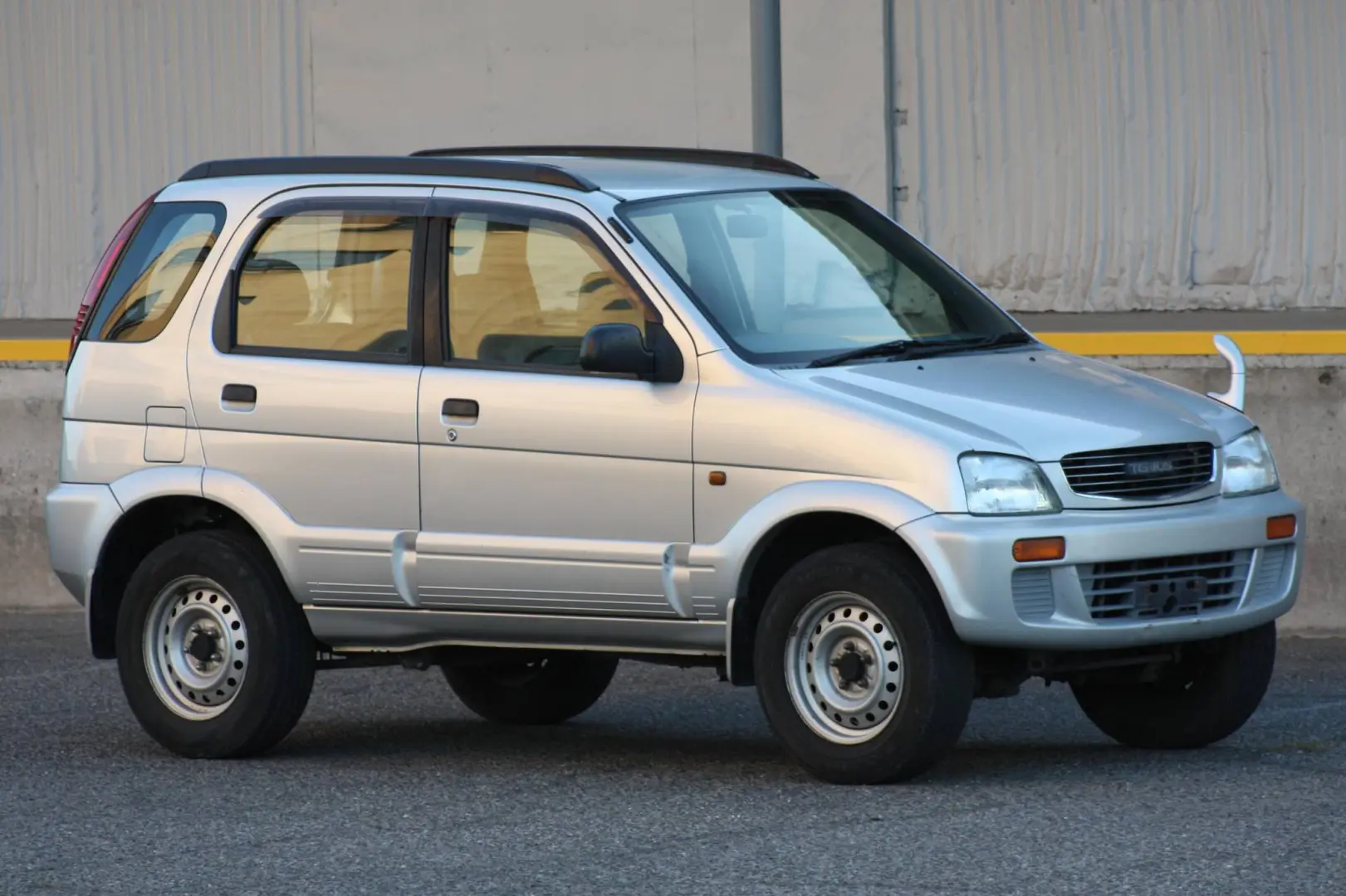 Daihatsu Terios Terios 1.3 DX 3