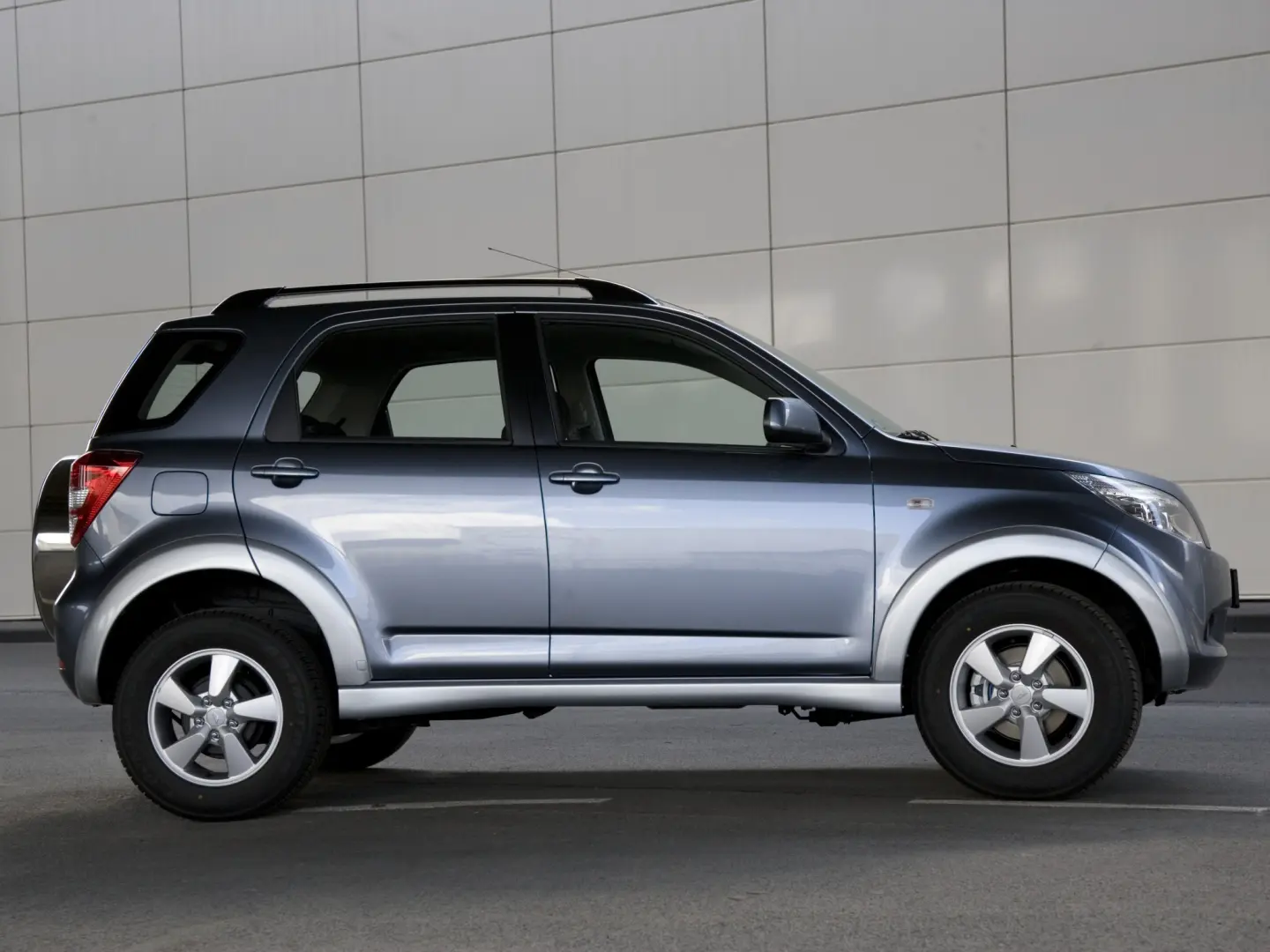 Daihatsu Terios Terios 1.5 Silver 2
