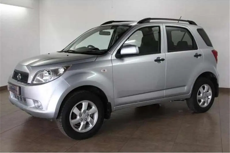Daihatsu Terios Terios 1.5 Silver 5