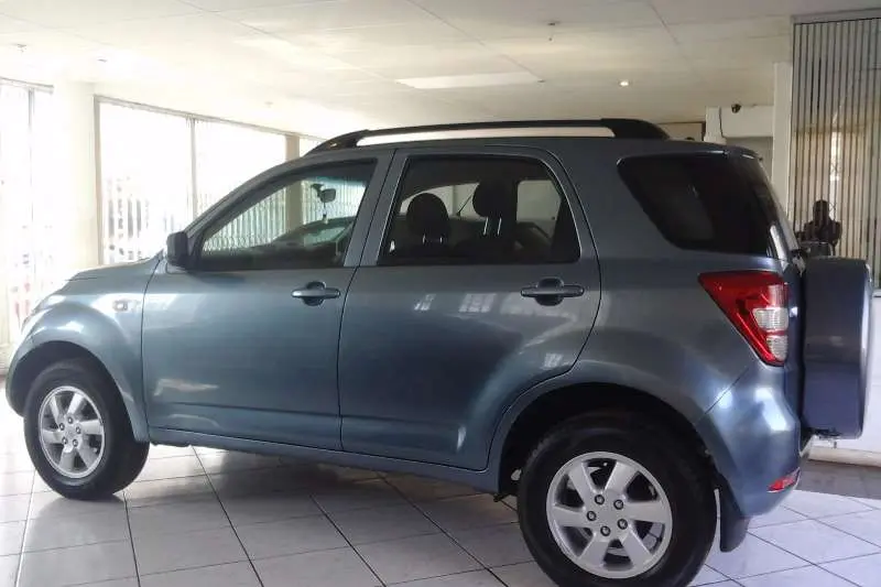 Daihatsu Terios Terios 1.5 Silver 5