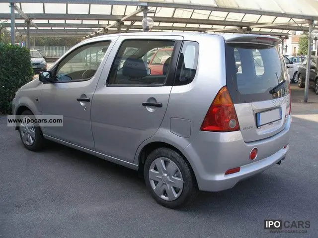 Daihatsu YRV YRV 1.3 7