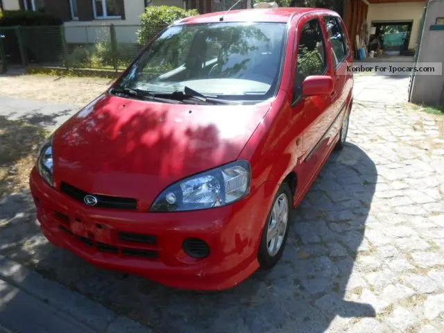Daihatsu YRV YRV 1.3 CX 0